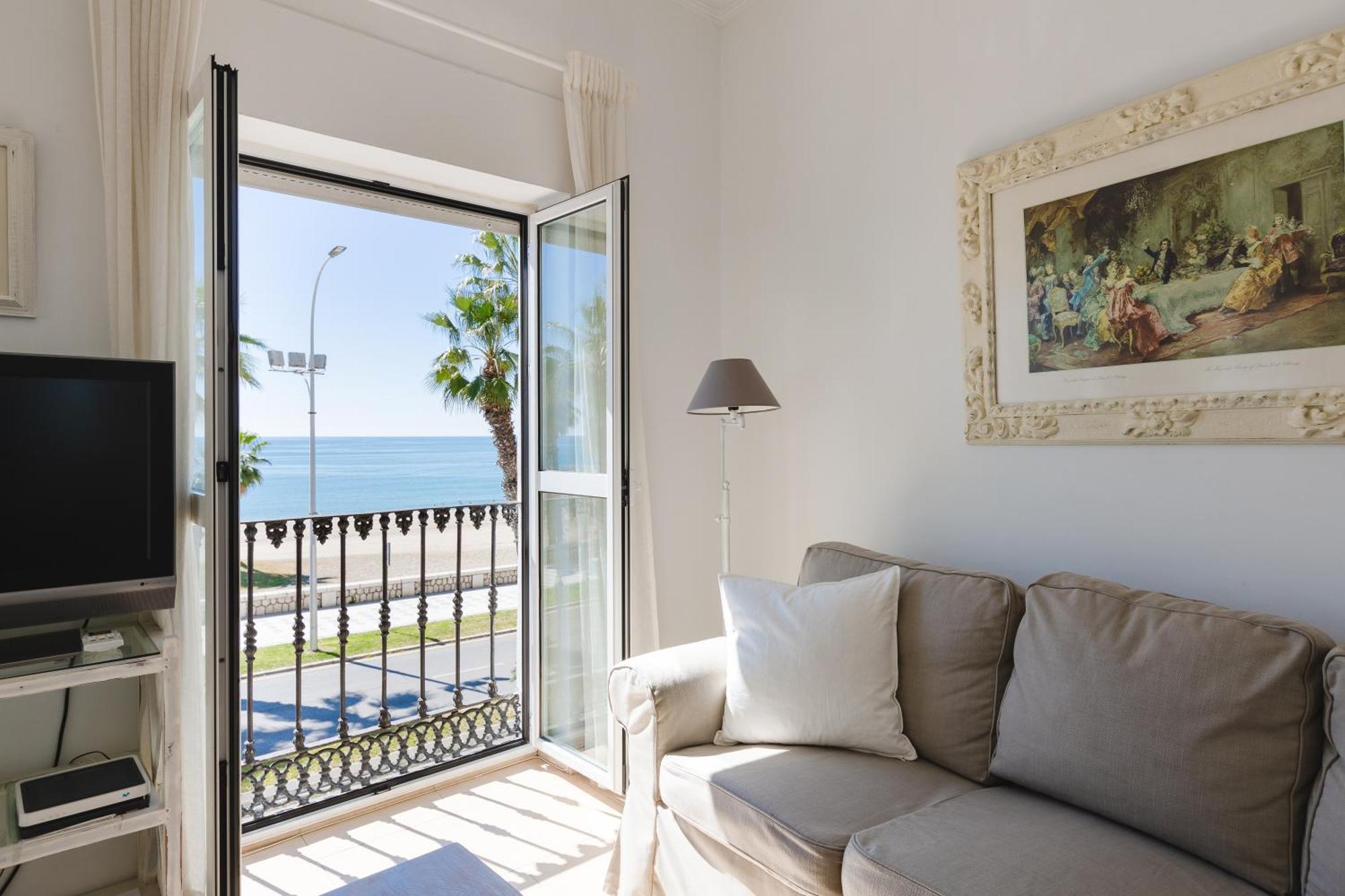 Apartamento Con Encanto En Primera Linea De Playa Málaga Dış mekan fotoğraf